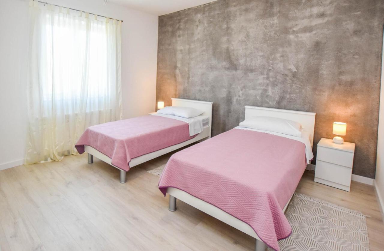 Kuca Za Odmor Lucija Apartment Vrana  Екстериор снимка
