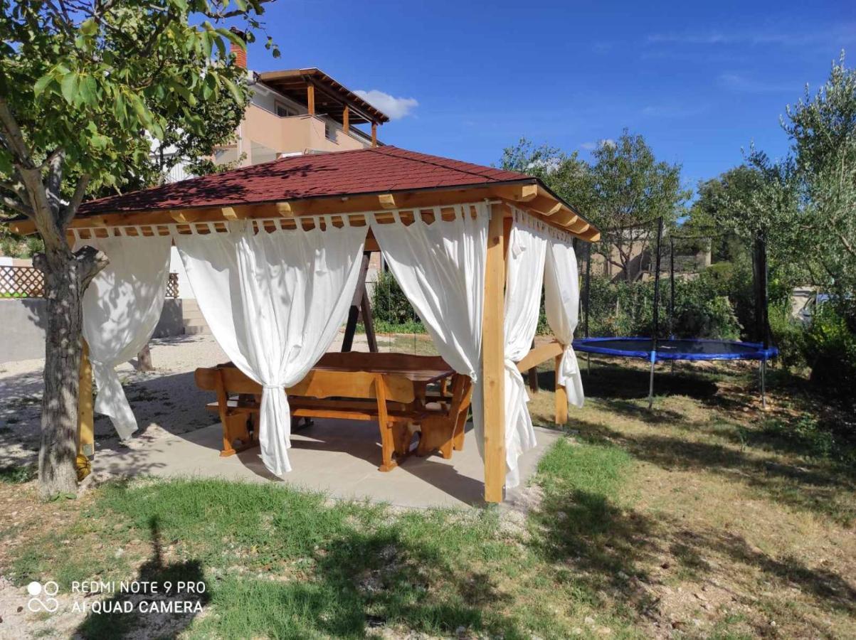 Kuca Za Odmor Lucija Apartment Vrana  Екстериор снимка
