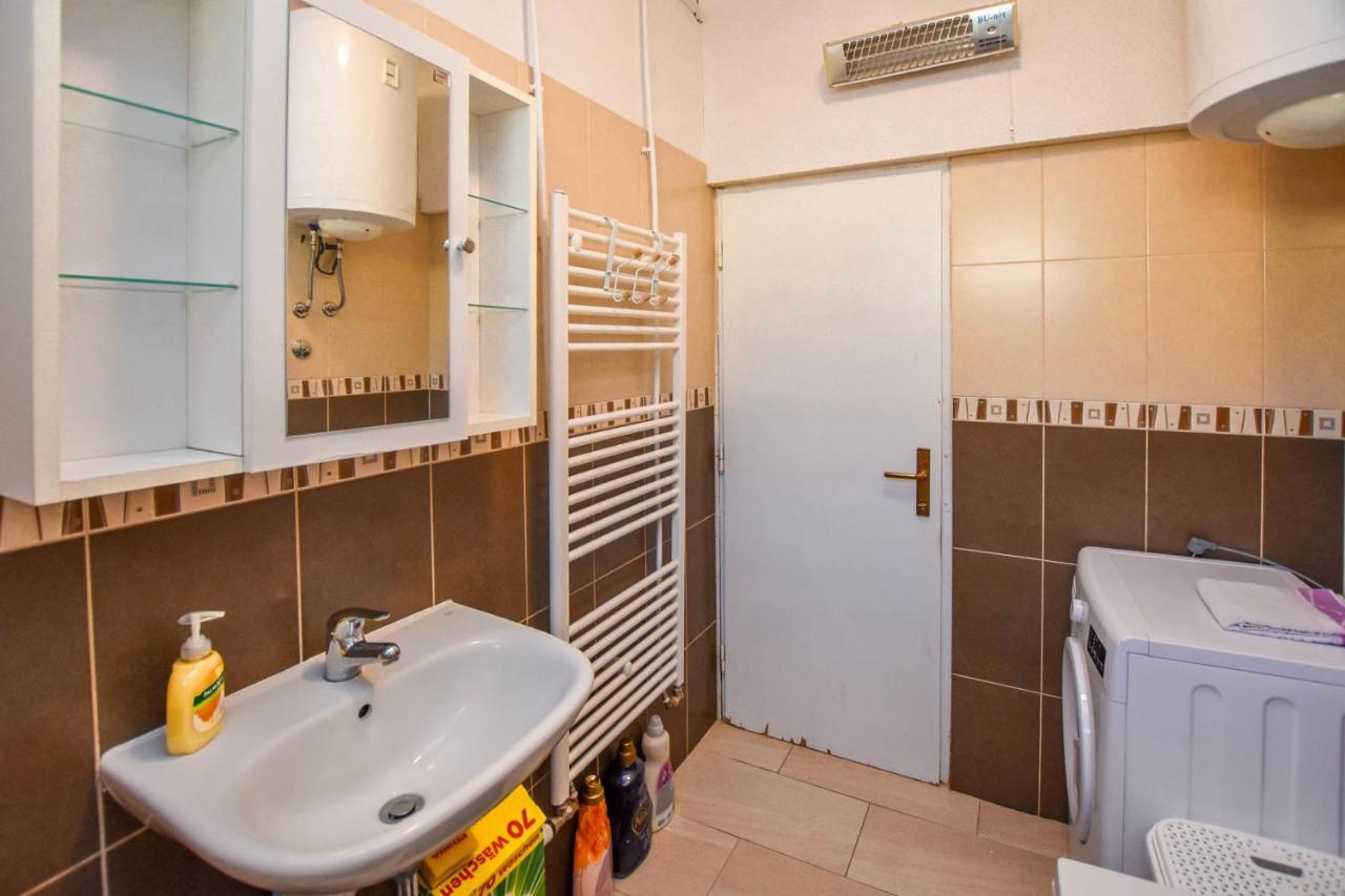 Kuca Za Odmor Lucija Apartment Vrana  Екстериор снимка