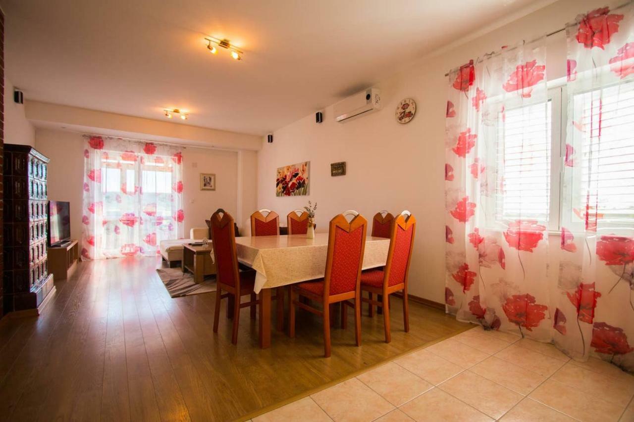 Kuca Za Odmor Lucija Apartment Vrana  Екстериор снимка
