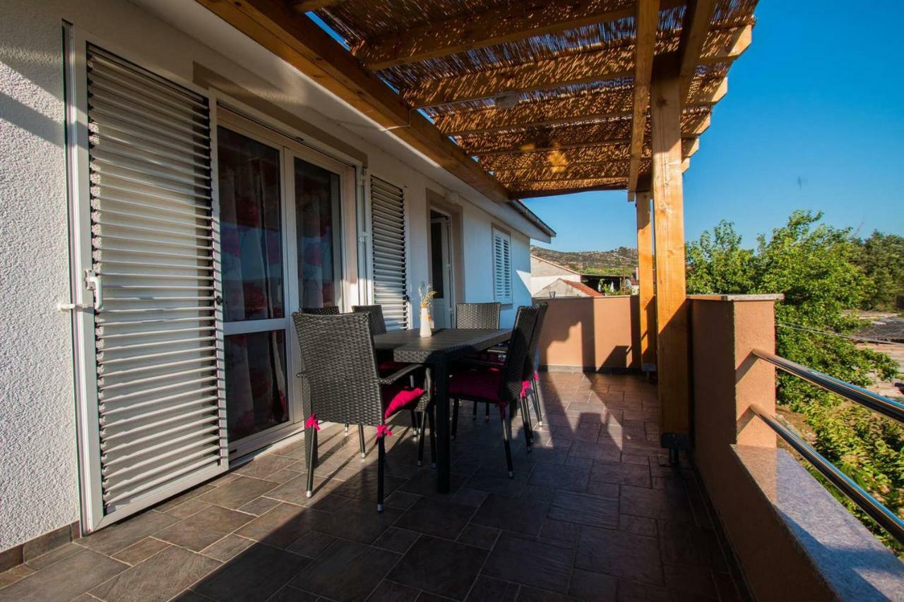 Kuca Za Odmor Lucija Apartment Vrana  Екстериор снимка
